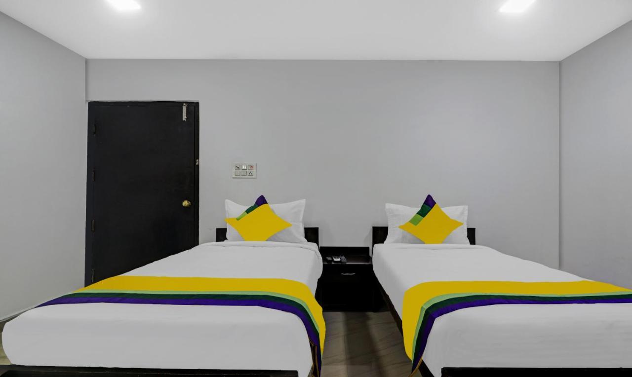 Itsy By Treebo - Lg Grand Inn Hyderabad Esterno foto